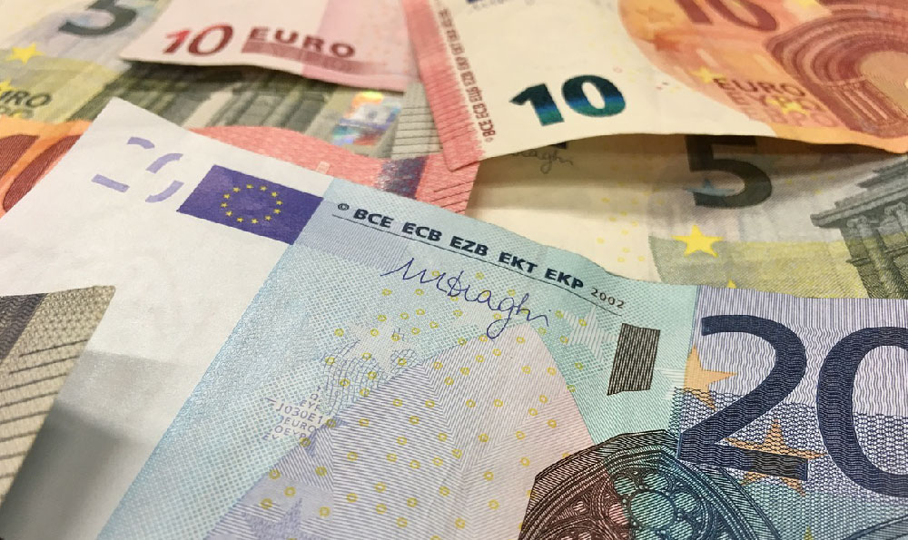 配资炒股配资大宗交易：特点、风险与收益，你了解多少？