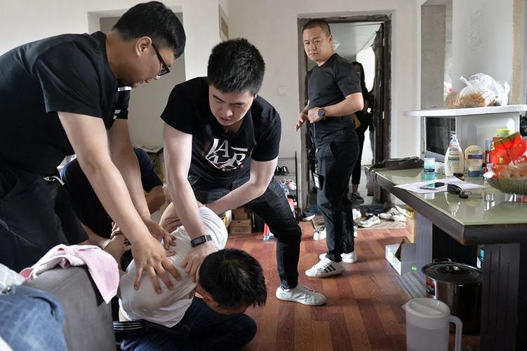 苍南警方破获首起非法配资案_在线股票配资公司_温州非法配资案件