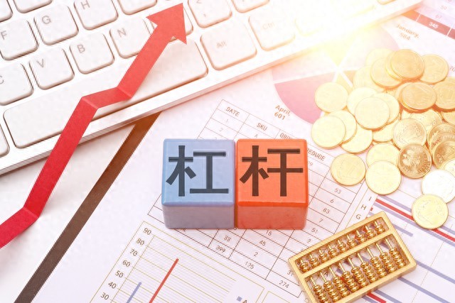 炒股加杠杆咋操作？本金5万借5万，赚了翻倍亏了也翻倍